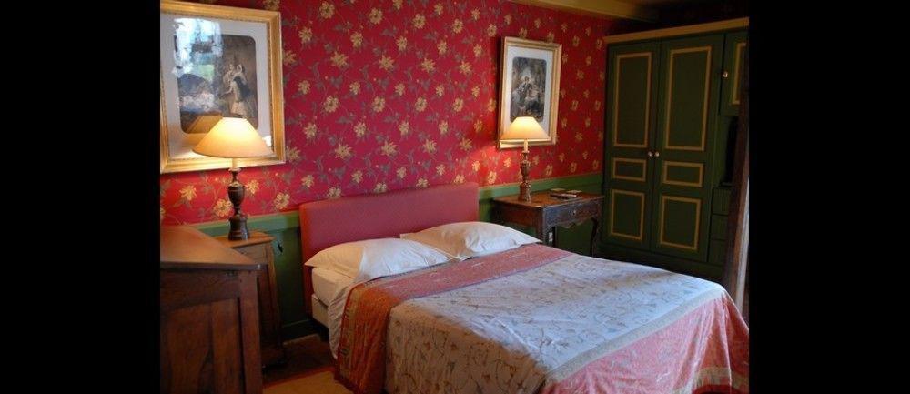Chez Jacotte Et Elia Bed & Breakfast Saint-Galmier Exterior photo